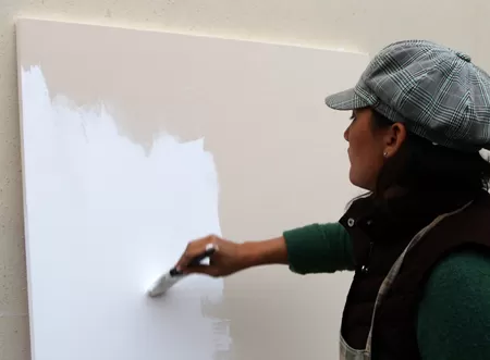 Custom-Size Stretched Canvas
with Hand-painted Gesso